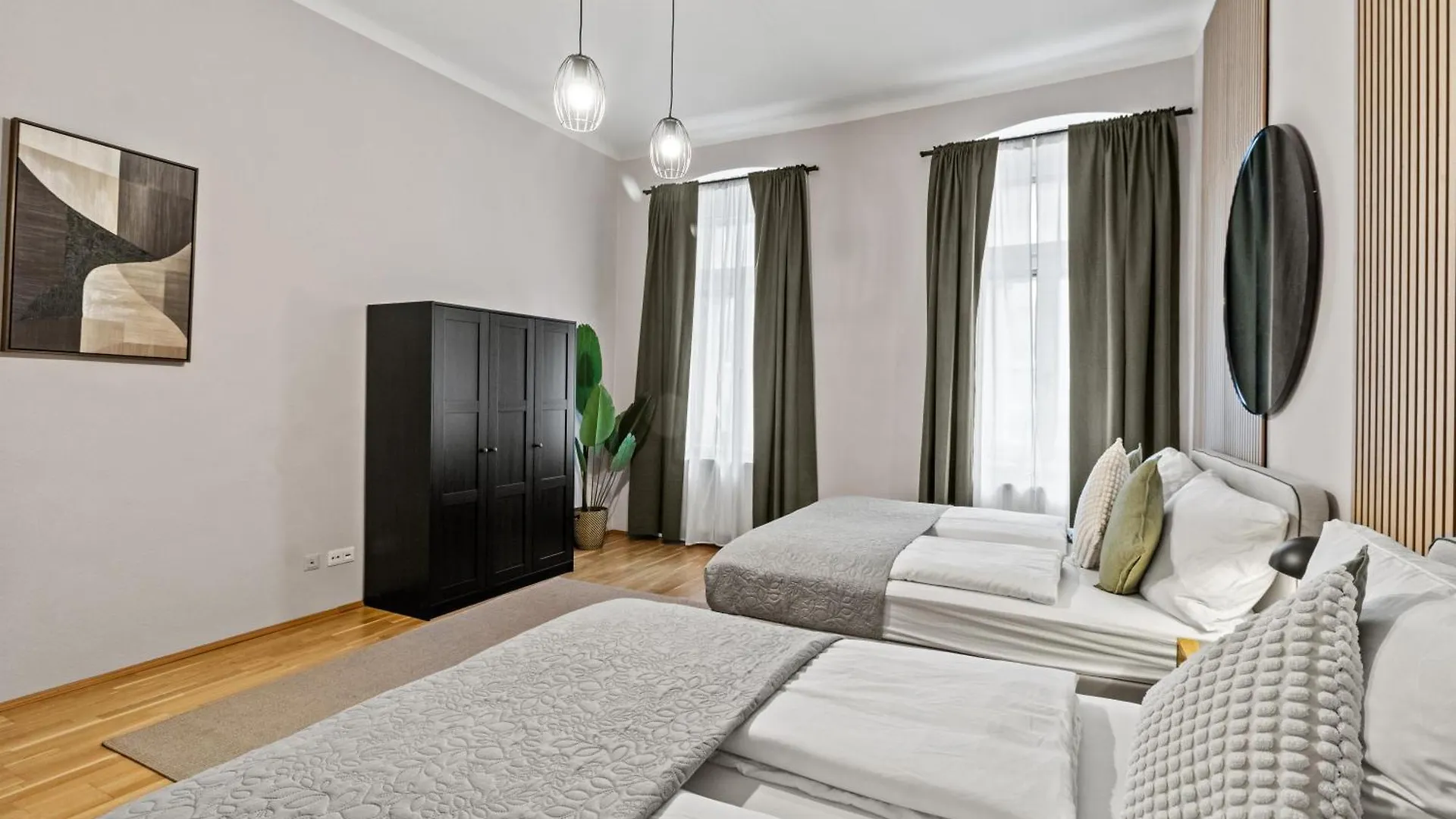 Long Term Stay I 5 Minutes To Metro I Next To Belvedere Palace Áustria